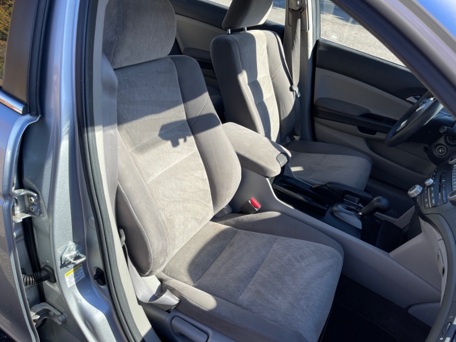 2010 Honda Accord Sdn 4dr I4 Auto LX, available for sale in Plainville, Connecticut | Farmington Auto Park LLC. Plainville, Connecticut 2010 Honda Accord Sdn 4dr I4 Auto LX, available for sale in Plainville, Connecticut | Farmington Auto Park LLC. Plainville, Connecticut