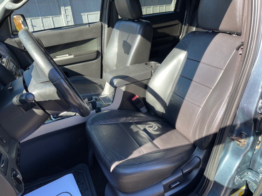 Used Ford Escape FWD 4dr XLT 2011 | Farmington Auto Park LLC. Plainville, Connecticut Used Ford Escape FWD 4dr XLT 2011 | Farmington Auto Park LLC. Plainville, Connecticut