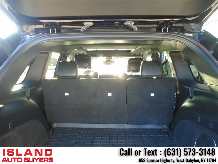 Used Jeep Grand Cherokee Overland 4x4 4dr SUV 2019 | Island Auto Buyers. West Babylon, New York Used Jeep Grand Cherokee Overland 4x4 4dr SUV 2019 | Island Auto Buyers. West Babylon, New York