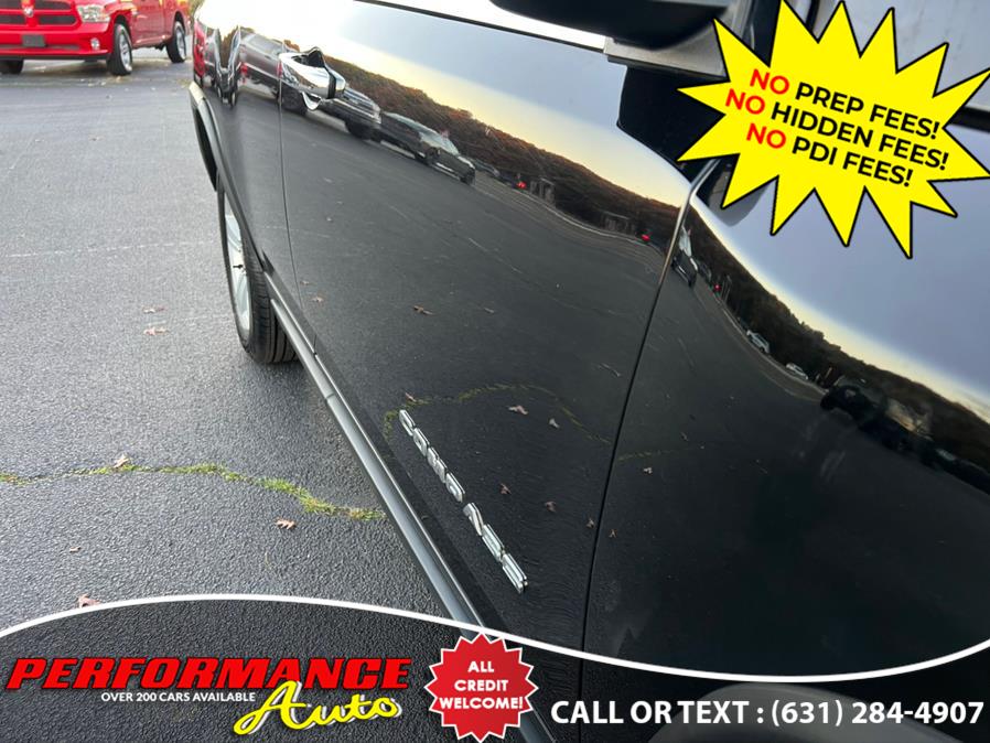 2016 Jeep Compass 4WD 4dr Latitude, available for sale in Bohemia, New York | Performance Auto Inc. Bohemia, New York 2016 Jeep Compass 4WD 4dr Latitude, available for sale in Bohemia, New York | Performance Auto Inc. Bohemia, New York