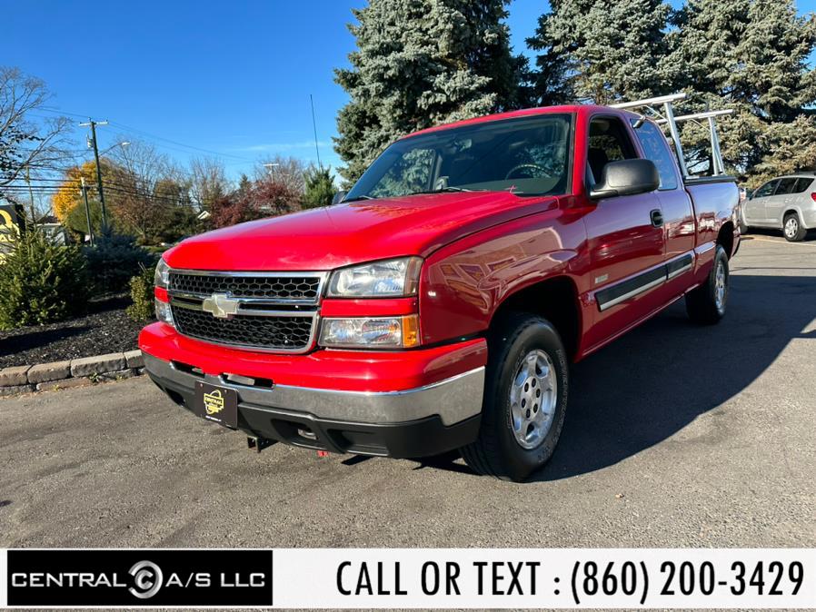 2006 Chevrolet Silverado 1500 Ext Cab 134.0" WB 4WD LT3, available for sale in East Windsor, Connecticut | Central A/S LLC. East Windsor, Connecticut 2006 Chevrolet Silverado 1500 Ext Cab 134.0" WB 4WD LT3, available for sale in East Windsor, Connecticut | Central A/S LLC. East Windsor, Connecticut