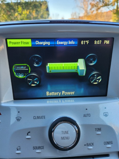 Used Chevrolet Volt 5dr HB 2013 | Dealmax Motors LLC. Bristol, Connecticut Used Chevrolet Volt 5dr HB 2013 | Dealmax Motors LLC. Bristol, Connecticut