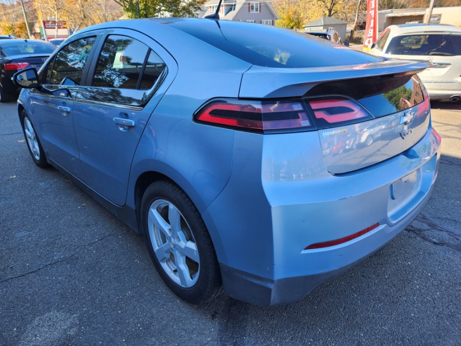 Used Chevrolet Volt 5dr HB 2013 | Dealmax Motors LLC. Bristol, Connecticut Used Chevrolet Volt 5dr HB 2013 | Dealmax Motors LLC. Bristol, Connecticut