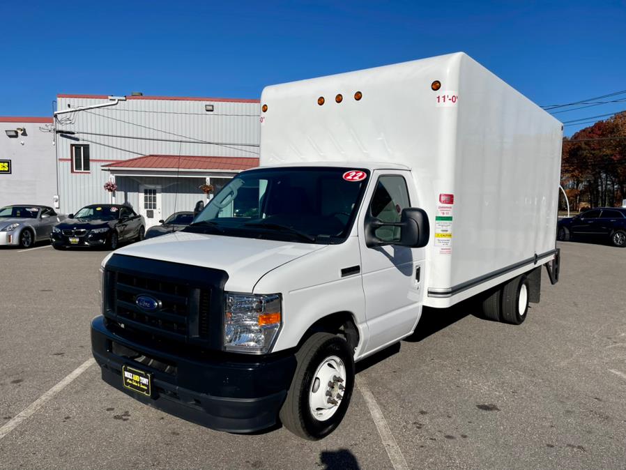 2022 Ford E-Series Cutaway E-350 DRW 176" WB, available for sale in South Windsor, Connecticut | Mike And Tony Auto Sales, Inc. South Windsor, Connecticut