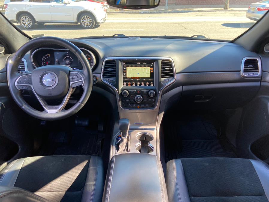 Used Jeep Grand Cherokee Altitude 4x4 *Ltd Avail* 2018 | Champion Used Auto Sales LLC. Newark, New Jersey Used Jeep Grand Cherokee Altitude 4x4 *Ltd Avail* 2018 | Champion Used Auto Sales LLC. Newark, New Jersey