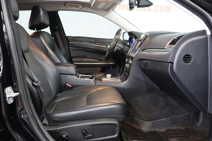 Used Chrysler 300c 2016 | Fast Track Motors. Paterson, New Jersey Used Chrysler 300c 2016 | Fast Track Motors. Paterson, New Jersey