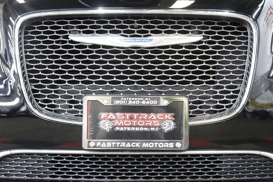 Used Chrysler 300c 2016 | Fast Track Motors. Paterson, New Jersey Used Chrysler 300c 2016 | Fast Track Motors. Paterson, New Jersey