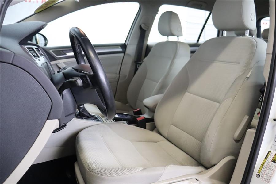 2016 Volkswagen Golf S/SE, available for sale in Paterson, New Jersey | Fast Track Motors. Paterson, New Jersey 2016 Volkswagen Golf S/SE, available for sale in Paterson, New Jersey | Fast Track Motors. Paterson, New Jersey