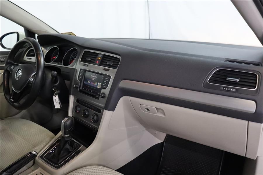 2016 Volkswagen Golf S/SE, available for sale in Paterson, New Jersey | Fast Track Motors. Paterson, New Jersey 2016 Volkswagen Golf S/SE, available for sale in Paterson, New Jersey | Fast Track Motors. Paterson, New Jersey