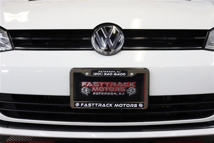 2016 Volkswagen Golf S/SE, available for sale in Paterson, New Jersey | Fast Track Motors. Paterson, New Jersey 2016 Volkswagen Golf S/SE, available for sale in Paterson, New Jersey | Fast Track Motors. Paterson, New Jersey