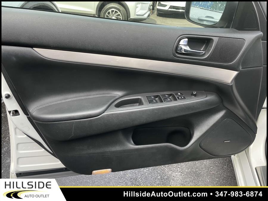 Used Infiniti Q40 Base 2015 | Hillside Auto Outlet. Jamaica, New York Used Infiniti Q40 Base 2015 | Hillside Auto Outlet. Jamaica, New York