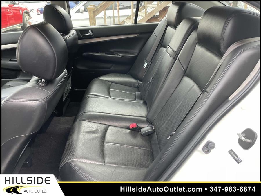 Used Infiniti Q40 Base 2015 | Hillside Auto Outlet. Jamaica, New York Used Infiniti Q40 Base 2015 | Hillside Auto Outlet. Jamaica, New York