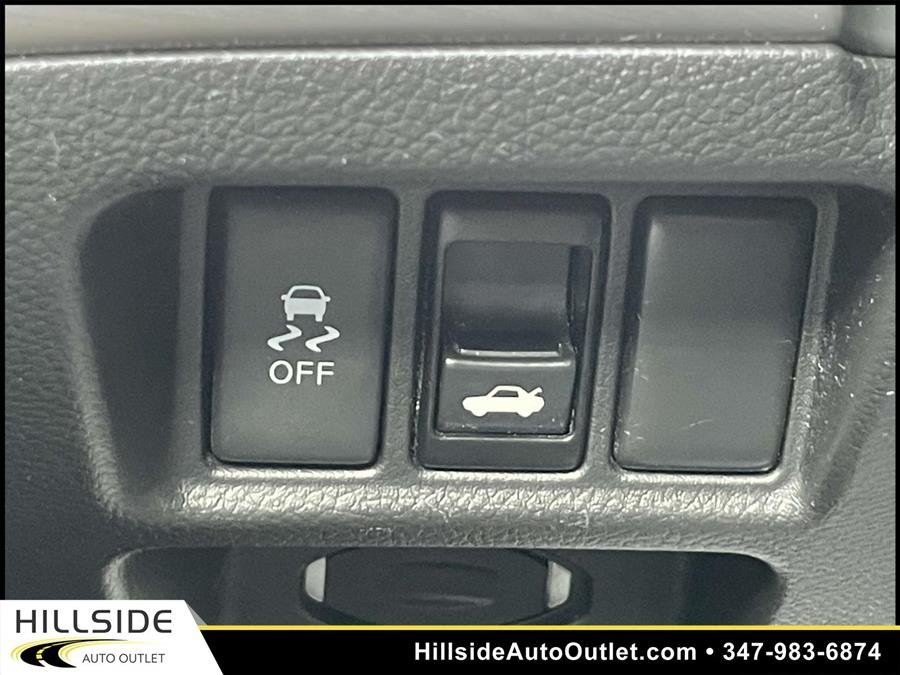 Used Infiniti Q40 Base 2015 | Hillside Auto Outlet. Jamaica, New York Used Infiniti Q40 Base 2015 | Hillside Auto Outlet. Jamaica, New York