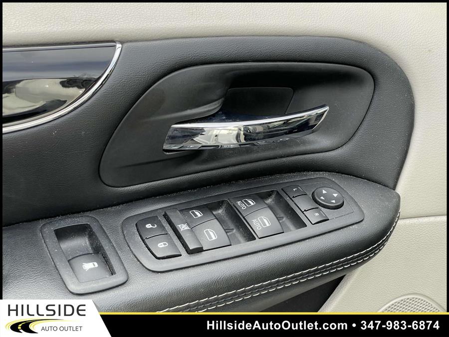 Used Dodge Grand Caravan SXT 2019 | Hillside Auto Outlet. Jamaica, New York Used Dodge Grand Caravan SXT 2019 | Hillside Auto Outlet. Jamaica, New York