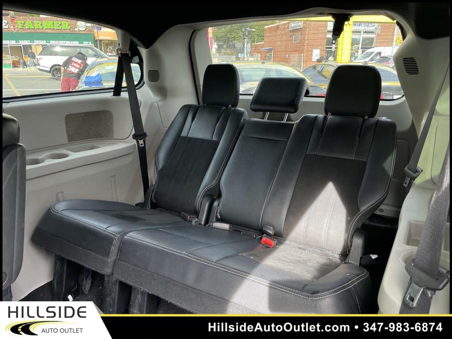 Used Dodge Grand Caravan SXT 2019 | Hillside Auto Outlet. Jamaica, New York Used Dodge Grand Caravan SXT 2019 | Hillside Auto Outlet. Jamaica, New York