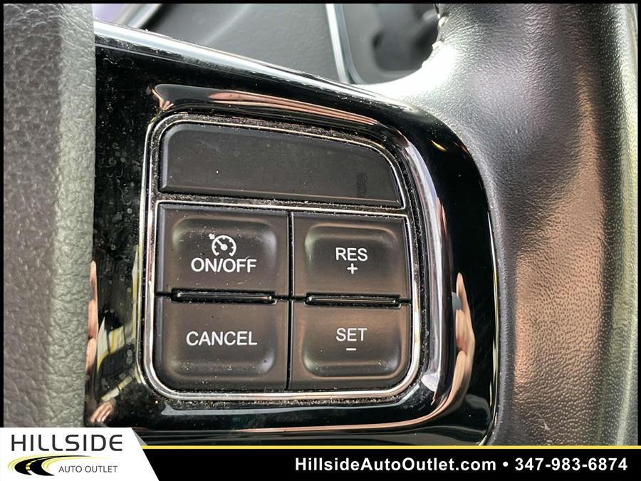 Used Dodge Grand Caravan SXT 2019 | Hillside Auto Outlet. Jamaica, New York Used Dodge Grand Caravan SXT 2019 | Hillside Auto Outlet. Jamaica, New York