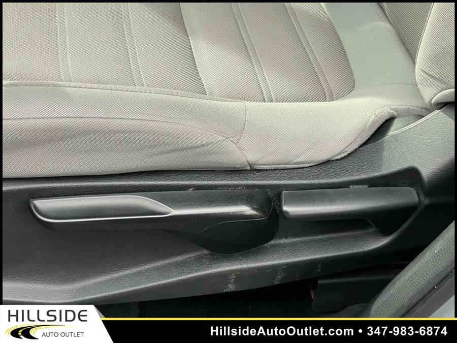 Used Honda Cr-v LX 2019 | Hillside Auto Outlet. Jamaica, New York Used Honda Cr-v LX 2019 | Hillside Auto Outlet. Jamaica, New York