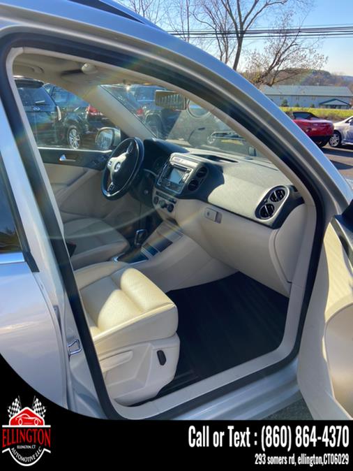 2013 Volkswagen Tiguan 4WD 4dr Auto SE w/Sunroof & Nav, available for sale in Ellington, Connecticut | Ellington Automotive LLC. Ellington, Connecticut 2013 Volkswagen Tiguan 4WD 4dr Auto SE w/Sunroof & Nav, available for sale in Ellington, Connecticut | Ellington Automotive LLC. Ellington, Connecticut