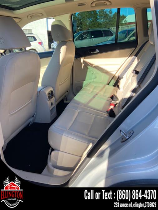 2013 Volkswagen Tiguan 4WD 4dr Auto SE w/Sunroof & Nav, available for sale in Ellington, Connecticut | Ellington Automotive LLC. Ellington, Connecticut 2013 Volkswagen Tiguan 4WD 4dr Auto SE w/Sunroof & Nav, available for sale in Ellington, Connecticut | Ellington Automotive LLC. Ellington, Connecticut