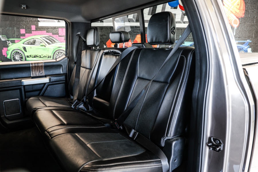 Used Ford F-150 LARIAT 4WD SuperCrew 5.5'' Box 2018 | 26 Motors Long Island. ELMONT, New York Used Ford F-150 LARIAT 4WD SuperCrew 5.5'' Box 2018 | 26 Motors Long Island. ELMONT, New York