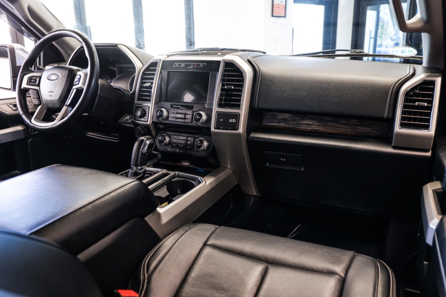 Used Ford F-150 LARIAT 4WD SuperCrew 5.5'' Box 2018 | 26 Motors Long Island. ELMONT, New York Used Ford F-150 LARIAT 4WD SuperCrew 5.5'' Box 2018 | 26 Motors Long Island. ELMONT, New York