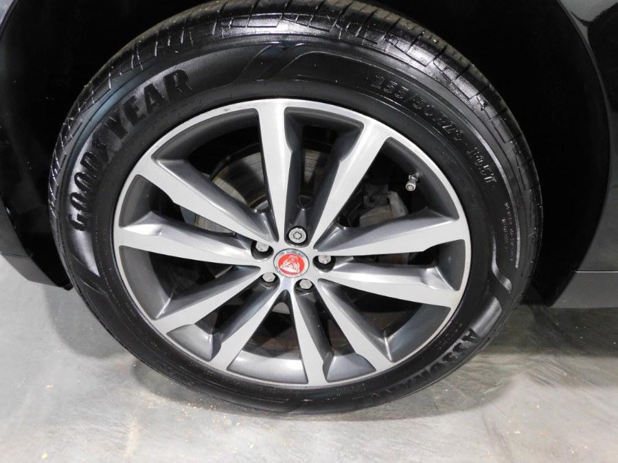 2017 Jaguar F-PACE 35t Prestige AWD, available for sale in Lodi, New Jersey | Soliman Motors. Lodi, New Jersey 2017 Jaguar F-PACE 35t Prestige AWD, available for sale in Lodi, New Jersey | Soliman Motors. Lodi, New Jersey