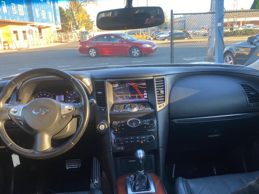 2014 INFINITI QX70 AWD 4dr, available for sale in Hartford, Connecticut | VEB Auto Sales. Hartford, Connecticut 2014 INFINITI QX70 AWD 4dr, available for sale in Hartford, Connecticut | VEB Auto Sales. Hartford, Connecticut