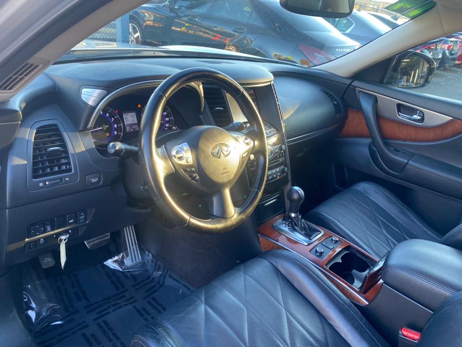 2014 INFINITI QX70 AWD 4dr, available for sale in Hartford, Connecticut | VEB Auto Sales. Hartford, Connecticut 2014 INFINITI QX70 AWD 4dr, available for sale in Hartford, Connecticut | VEB Auto Sales. Hartford, Connecticut