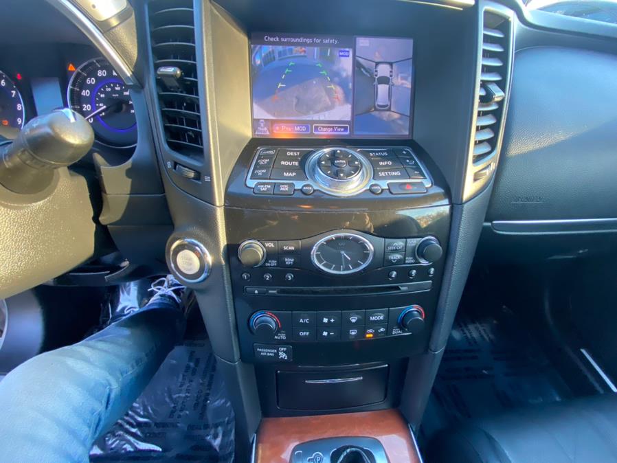 2014 INFINITI QX70 AWD 4dr, available for sale in Hartford, Connecticut | VEB Auto Sales. Hartford, Connecticut 2014 INFINITI QX70 AWD 4dr, available for sale in Hartford, Connecticut | VEB Auto Sales. Hartford, Connecticut