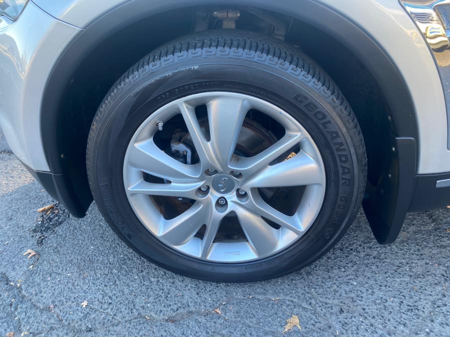 2014 INFINITI QX70 AWD 4dr, available for sale in Hartford, Connecticut | VEB Auto Sales. Hartford, Connecticut 2014 INFINITI QX70 AWD 4dr, available for sale in Hartford, Connecticut | VEB Auto Sales. Hartford, Connecticut