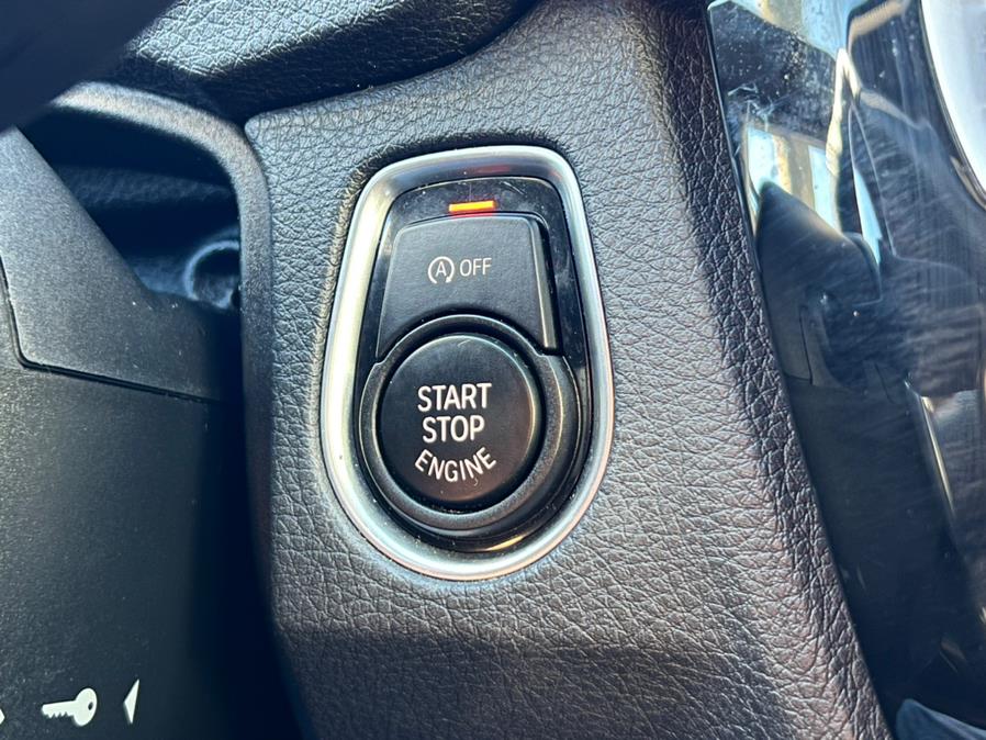 Used BMW 3 Series 330i xDrive Sedan 2017 | Sunrise Autoland. Jamaica, New York Used BMW 3 Series 330i xDrive Sedan 2017 | Sunrise Autoland. Jamaica, New York