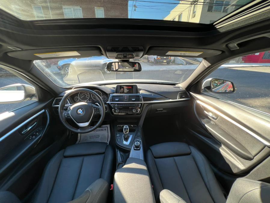 Used BMW 3 Series 330i xDrive Sedan 2017 | Sunrise Autoland. Jamaica, New York Used BMW 3 Series 330i xDrive Sedan 2017 | Sunrise Autoland. Jamaica, New York