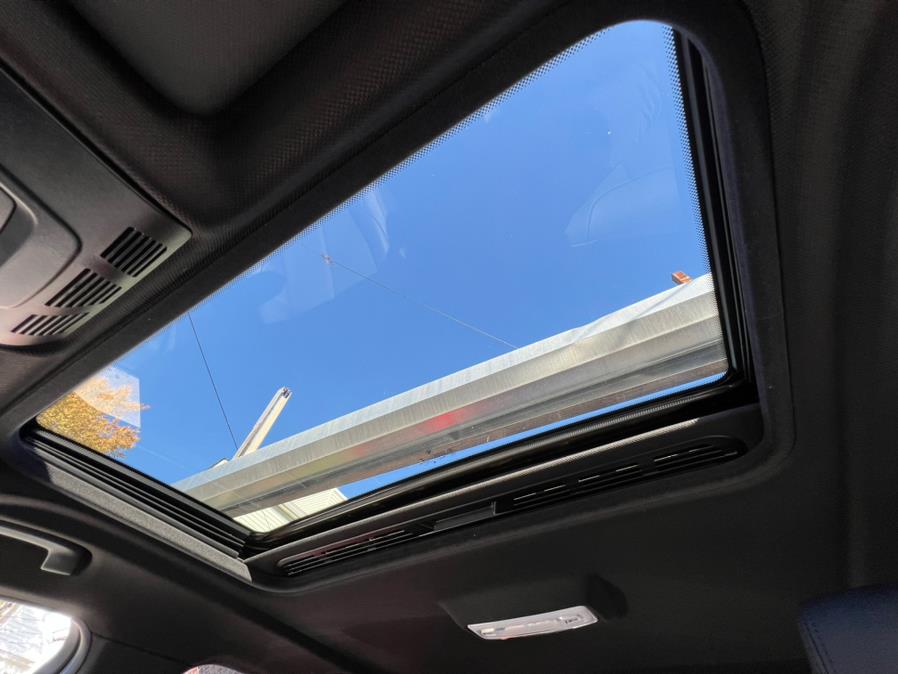Used BMW 3 Series 330i xDrive Sedan 2017 | Sunrise Autoland. Jamaica, New York Used BMW 3 Series 330i xDrive Sedan 2017 | Sunrise Autoland. Jamaica, New York
