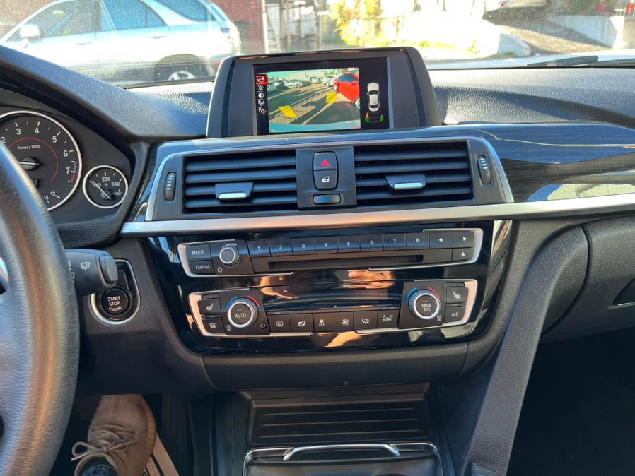 Used BMW 3 Series 330i xDrive Sedan 2017 | Sunrise Autoland. Jamaica, New York Used BMW 3 Series 330i xDrive Sedan 2017 | Sunrise Autoland. Jamaica, New York