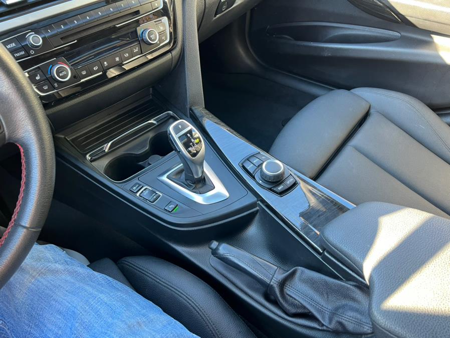 Used BMW 3 Series 330i xDrive Sedan 2017 | Sunrise Autoland. Jamaica, New York Used BMW 3 Series 330i xDrive Sedan 2017 | Sunrise Autoland. Jamaica, New York