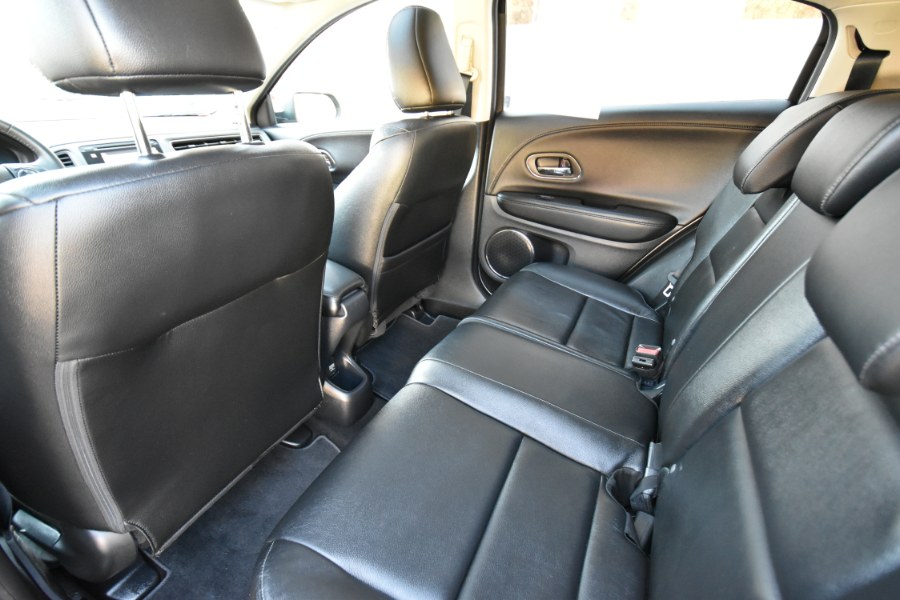Used Honda HR-V AWD 4dr CVT EX-L w/Navi 2016 | Highline Car Connection. Waterbury, Connecticut Used Honda HR-V AWD 4dr CVT EX-L w/Navi 2016 | Highline Car Connection. Waterbury, Connecticut