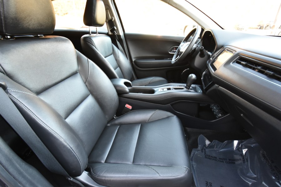 Used Honda HR-V AWD 4dr CVT EX-L w/Navi 2016 | Highline Car Connection. Waterbury, Connecticut Used Honda HR-V AWD 4dr CVT EX-L w/Navi 2016 | Highline Car Connection. Waterbury, Connecticut