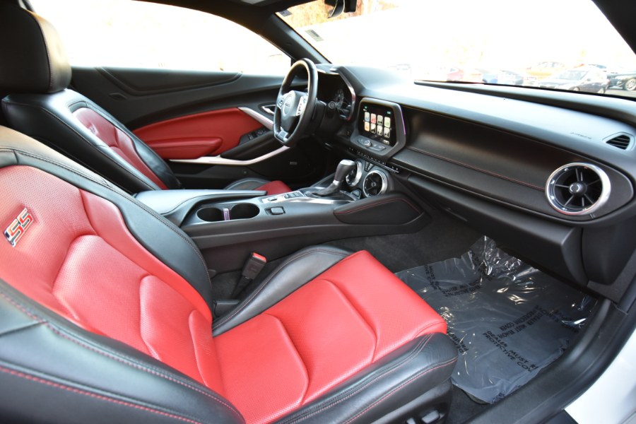 Used Chevrolet Camaro 2dr Cpe 2SS 2017 | Highline Car Connection. Waterbury, Connecticut Used Chevrolet Camaro 2dr Cpe 2SS 2017 | Highline Car Connection. Waterbury, Connecticut