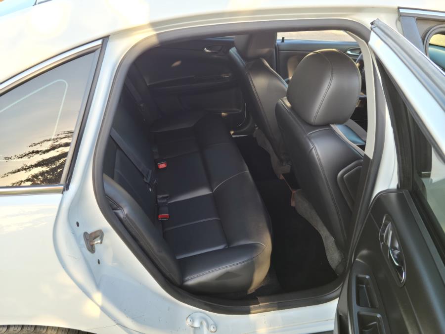 2016 Chevrolet Impala Limited 4dr Sdn, available for sale in Milford, Connecticut | Chip's Auto Sales Inc. Milford, Connecticut 2016 Chevrolet Impala Limited 4dr Sdn, available for sale in Milford, Connecticut | Chip's Auto Sales Inc. Milford, Connecticut