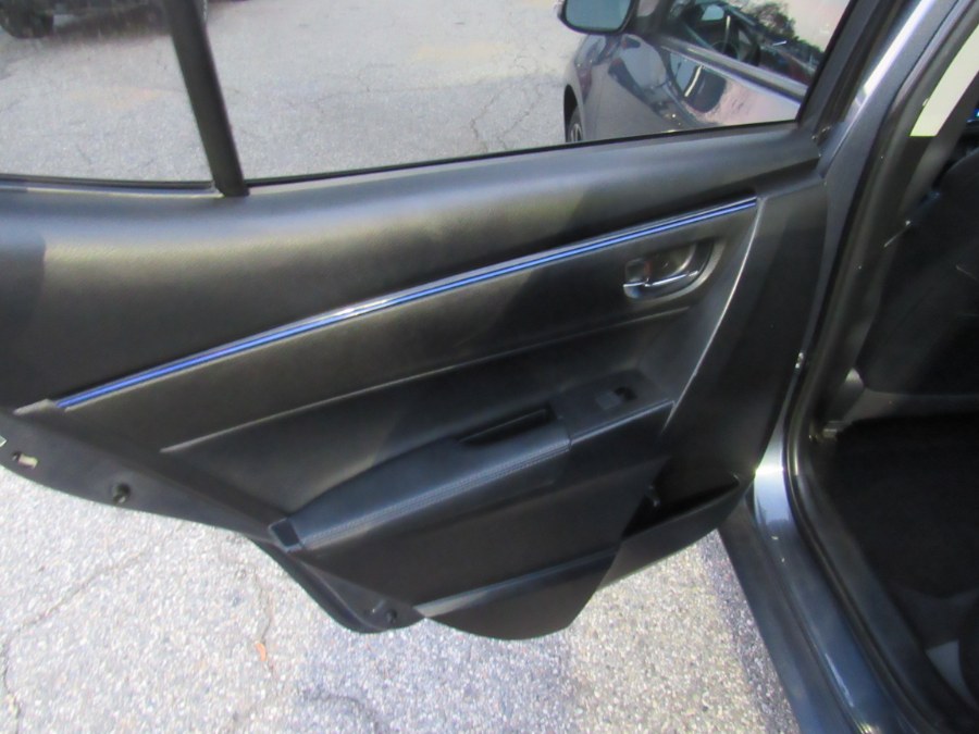 Used Toyota Corolla SE 2017 | Hilario's Auto Sales Inc.. Worcester, Massachusetts Used Toyota Corolla SE 2017 | Hilario's Auto Sales Inc.. Worcester, Massachusetts