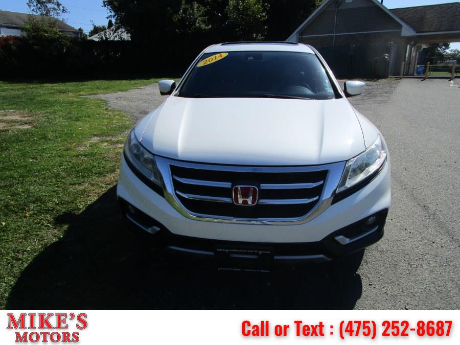 2014 Honda Crosstour 4WD V6 5dr EX-L w/Navi, available for sale in Stratford, Connecticut | Mike's Motors LLC. Stratford, Connecticut 2014 Honda Crosstour 4WD V6 5dr EX-L w/Navi, available for sale in Stratford, Connecticut | Mike's Motors LLC. Stratford, Connecticut