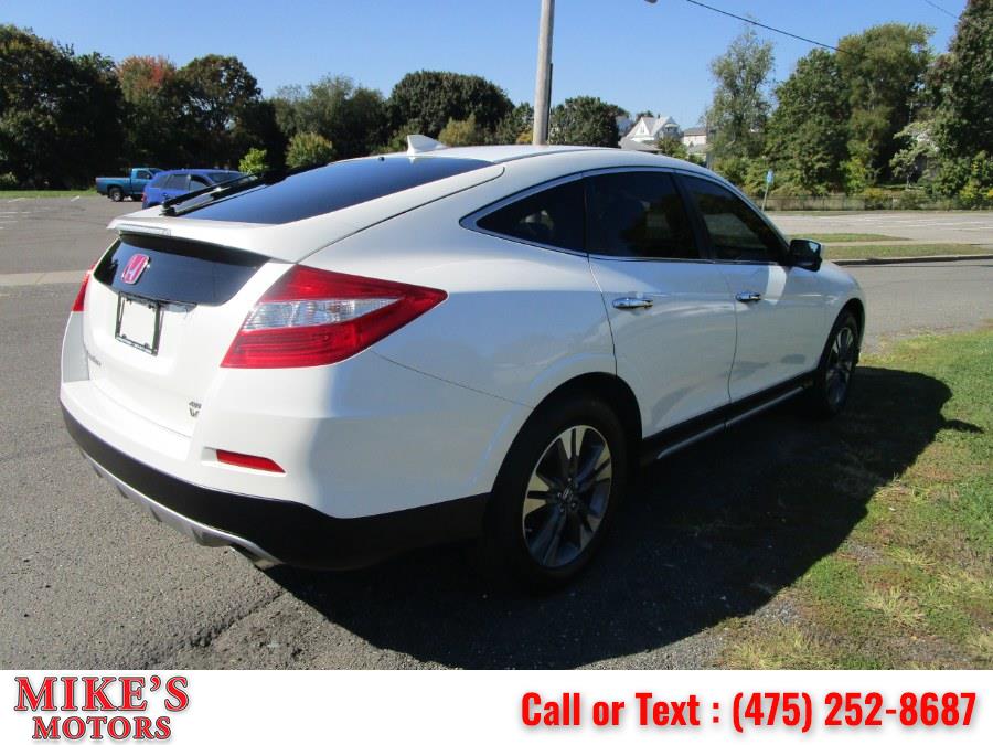2014 Honda Crosstour 4WD V6 5dr EX-L w/Navi, available for sale in Stratford, Connecticut | Mike's Motors LLC. Stratford, Connecticut 2014 Honda Crosstour 4WD V6 5dr EX-L w/Navi, available for sale in Stratford, Connecticut | Mike's Motors LLC. Stratford, Connecticut
