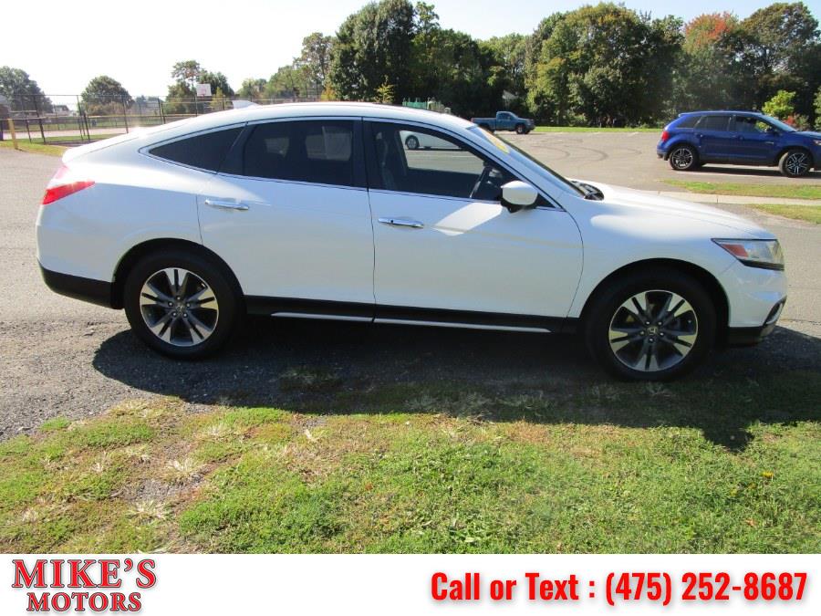 2014 Honda Crosstour 4WD V6 5dr EX-L w/Navi, available for sale in Stratford, Connecticut | Mike's Motors LLC. Stratford, Connecticut 2014 Honda Crosstour 4WD V6 5dr EX-L w/Navi, available for sale in Stratford, Connecticut | Mike's Motors LLC. Stratford, Connecticut