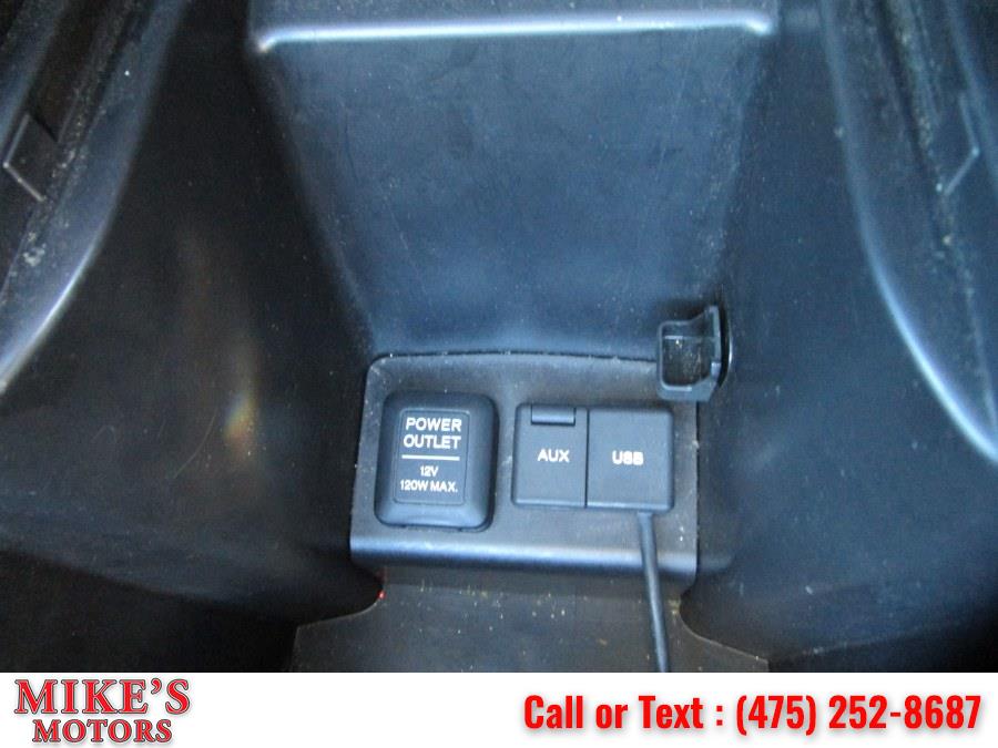 2014 Honda Crosstour 4WD V6 5dr EX-L w/Navi, available for sale in Stratford, Connecticut | Mike's Motors LLC. Stratford, Connecticut 2014 Honda Crosstour 4WD V6 5dr EX-L w/Navi, available for sale in Stratford, Connecticut | Mike's Motors LLC. Stratford, Connecticut