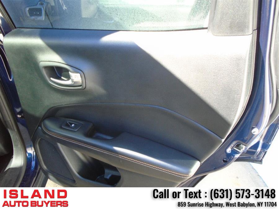 Used Jeep Compass Latitude 4x4 4dr SUV 2019 | Island Auto Buyers. West Babylon, New York Used Jeep Compass Latitude 4x4 4dr SUV 2019 | Island Auto Buyers. West Babylon, New York
