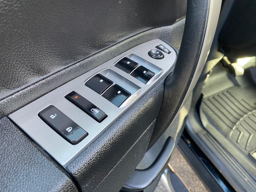 Used Chevrolet Silverado 1500 4WD Ext Cab 143.5" LT 2013 | Eugen's Auto Sales & Repairs. Philadelphia, Pennsylvania Used Chevrolet Silverado 1500 4WD Ext Cab 143.5" LT 2013 | Eugen's Auto Sales & Repairs. Philadelphia, Pennsylvania