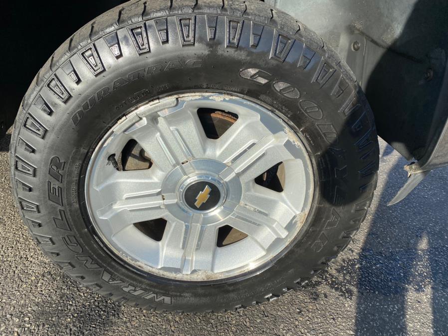 Used Chevrolet Silverado 1500 4WD Ext Cab 143.5" LT 2013 | Eugen's Auto Sales & Repairs. Philadelphia, Pennsylvania Used Chevrolet Silverado 1500 4WD Ext Cab 143.5" LT 2013 | Eugen's Auto Sales & Repairs. Philadelphia, Pennsylvania