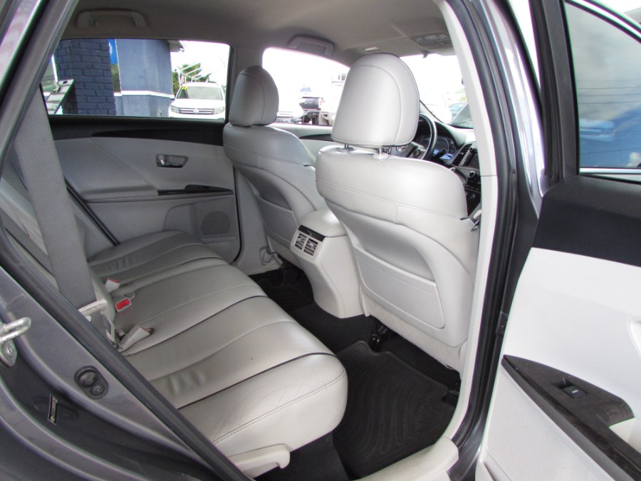 2013 Toyota Venza 4dr Wgn I4 FWD XLE (Natl), available for sale in Orlando, Florida | VIP Auto Enterprise, Inc. Orlando, Florida 2013 Toyota Venza 4dr Wgn I4 FWD XLE (Natl), available for sale in Orlando, Florida | VIP Auto Enterprise, Inc. Orlando, Florida
