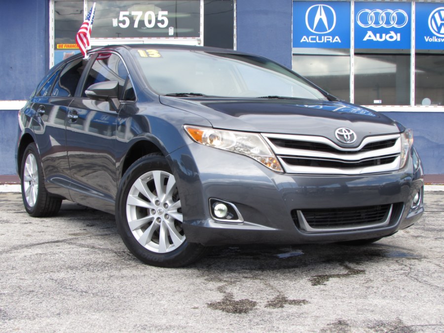 2013 Toyota Venza 4dr Wgn I4 FWD XLE (Natl), available for sale in Orlando, Florida | VIP Auto Enterprise, Inc. Orlando, Florida 2013 Toyota Venza 4dr Wgn I4 FWD XLE (Natl), available for sale in Orlando, Florida | VIP Auto Enterprise, Inc. Orlando, Florida