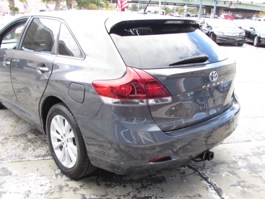 2013 Toyota Venza 4dr Wgn I4 FWD XLE (Natl), available for sale in Orlando, Florida | VIP Auto Enterprise, Inc. Orlando, Florida 2013 Toyota Venza 4dr Wgn I4 FWD XLE (Natl), available for sale in Orlando, Florida | VIP Auto Enterprise, Inc. Orlando, Florida